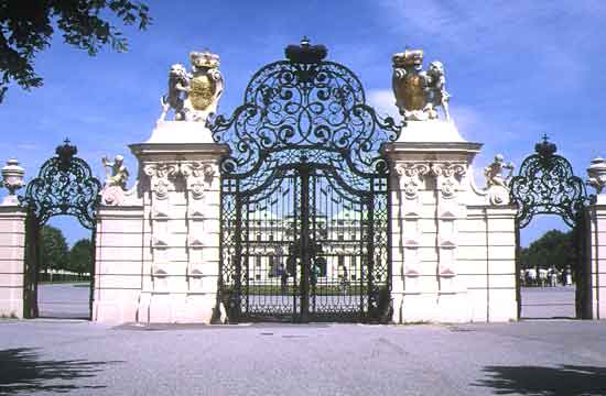 Belvedere gates
